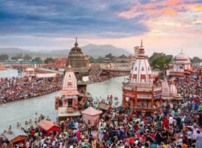 Kedarnath-Badrinath yatra Package By 8 Seater Tevera NON AC