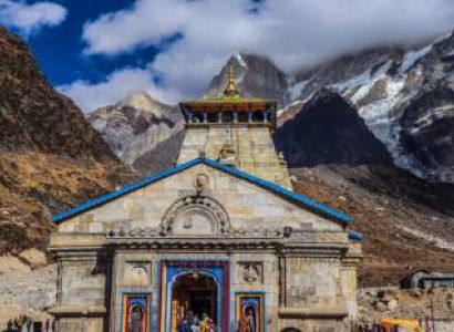 Kedarnath-Badrinath yatra Package By 8 Seater Tevera NON AC