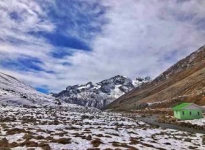 Gurudongmar Yumthung With Gangtok