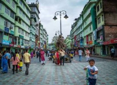 Gurudongmar Yumthung With Gangtok