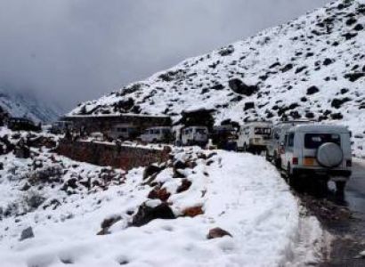 Gurudongmar Yumthung With Gangtok