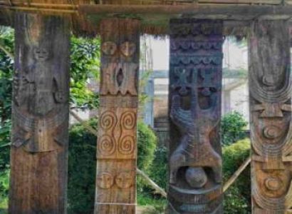 Imphal Loktak Moreh Andro (Manipur Tour)