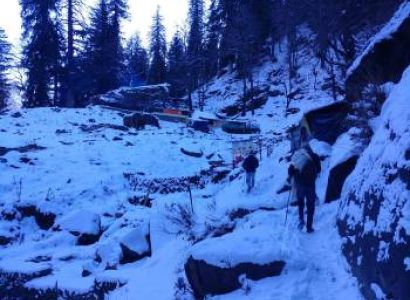 Kheerganga Waichin Jibhi Tirthan Himachal Tour