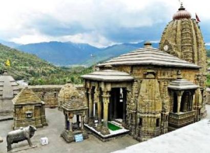 Nainital Munsiyari Kausani Raniketh - Uttarakhand Tour