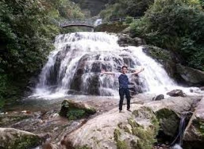 4 Night 5 Days  Bagdogra Airport - New Jalpaiguri Railway Station To Darjeeling and Gangtok Tour