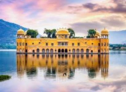 4 Nights 5 Days Jaipur - Udaipur Tour Package