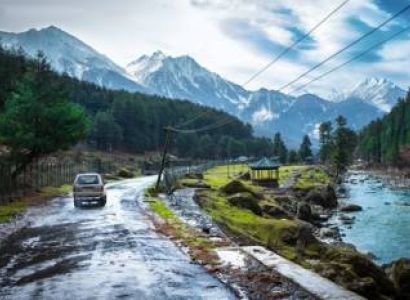 Kheerganga Trek Package 2 days