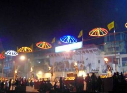 Kashi Evening Bazaar & Ganga Aarti Walk Tour