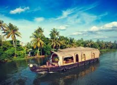 MUNNAR HONEYMOON PACKAGES