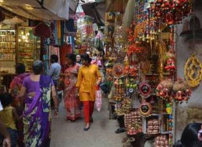 Varanasi - Prayagraj - Varanasi Tour