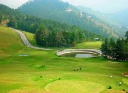 Trip to Shimla by Volvo Tour Package