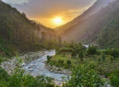 Delhi - Tirthan - Delhi Tour