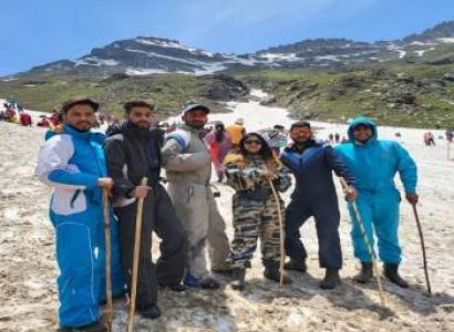 3 Nights 4 Days Delhi to Manali Tour Package