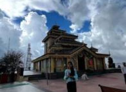 One Day Tour Package for Surkanda Devi Temple