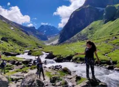 4 Nights 5 Days Hampta Pass Trek Tour