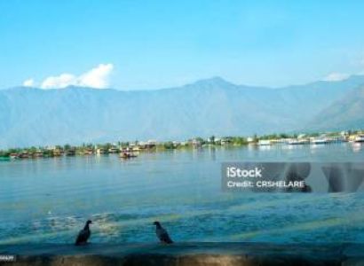 Discover Kashmir Trip 4 Nights - 5 Days