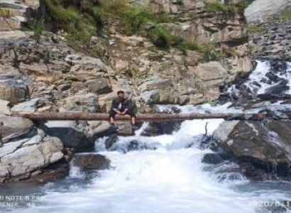 Manimahesh parikarma trek package