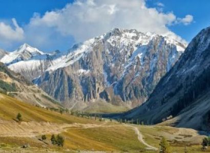 4 Nights/ 5 days in Kashmir Tour