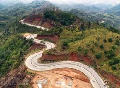 Mystic Meghalaya - Living Root Bridge Trek