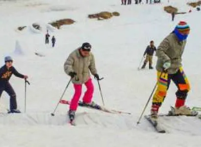 7 Days Srinagar - Pahalgam - Houseboat - Gulmarg Kashmir Tour