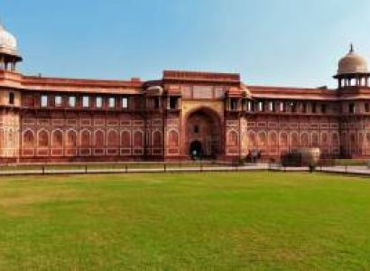 4 Nights 5 Days Agra Tour