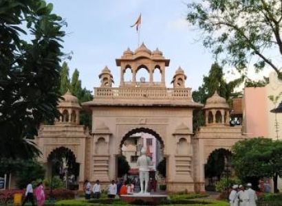 3 Nights 4 Days Pandharpur - Tuljapur - Akkalkot Tour