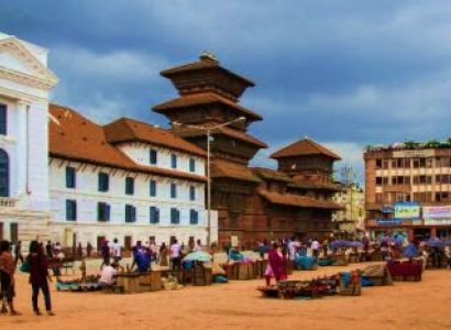 9 Days Nepal Tour,A Fantastic Mix of Cultural Exploration and Natural Beauty. Here's a Detailed