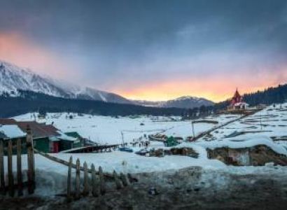 4 Nights - 5 Days Kashmir Tour Package