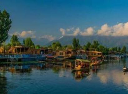 Romantic Escape To Kashmir Tour