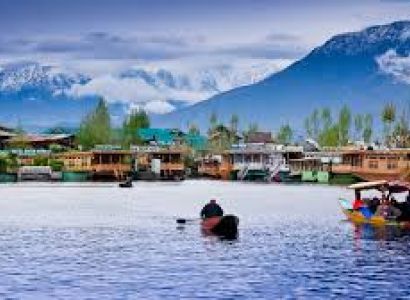 Kashmir Group Tours From Delhi To Delhi