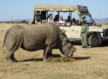 4 Days Luxury Africa Adventure Tour