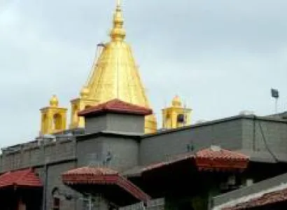 4 Night - 5 Day Shirdi Tour Package