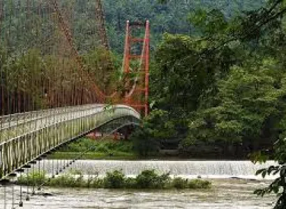 Munnar And Alappuzha Tour 3 Nights - 4 Days