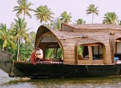 Munnar And Alappuzha Tour 3 Nights - 4 Days