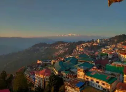 4 Days / 3 Nights Gangtok–Darjeeling package from Jalpaiguri