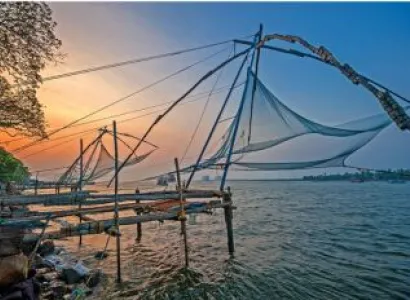 Kochi - Cherai Beach - Athirapally 4 Nights 5 Days Tour