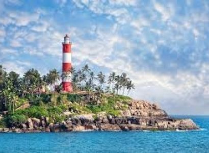 8D Munnar - Thekkady - Alleppey - Kovalam - Kanyakumari Tour