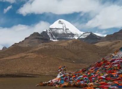Kailash Mansarovar Yatra by Helicopter for 10 Nights and 11 Days