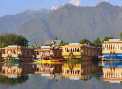 4 Night 5 Days Kashmir Place of Heaven