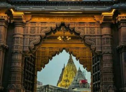 4N 5D Varanasi - Ayodhya - Prayagraj - Varanasi Tour For Four People