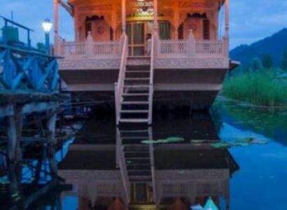 4 Night - 5 Days Kashmir Tour Package