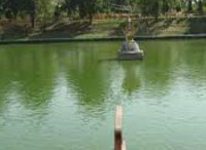 Gorakhpur, Lucknow Airport Tour Package