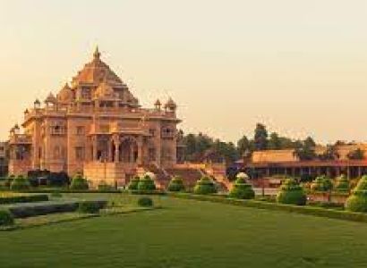 8 Nights 9 Days Mumbai - Ahmedabad - Wankaner - Gir - Rajkot Tour