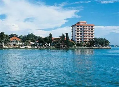 Cochin Marin Drive View