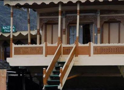 House Boat in Dal Lake