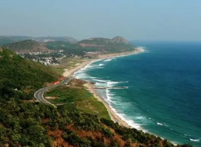 Visakhapatnam-Araku-Borra Caves-Rajamundry-Papikondalu-Vijayawada 5 Days 4 Nights Tour