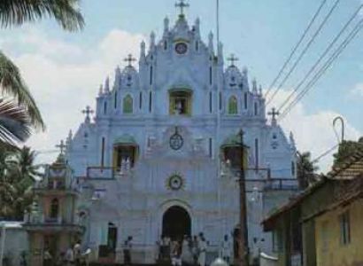 Kerala - Cochin - Munnar - Thekkady - Alleppy : 6 Days - 5 Nights Tour