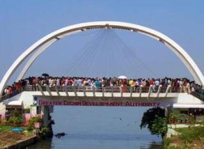 Kerala - Cochin - Munnar - Thekkady - Alleppy : 6 Days - 5 Nights Tour