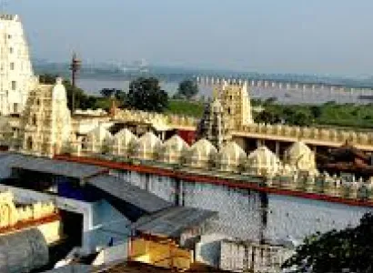 Visakhapatnam- Rajamundry-Bhadrachalam-Maddi Anjaneya Swamy-Dwaraka Tirumala-Visakhapatnam Tour: 4 D