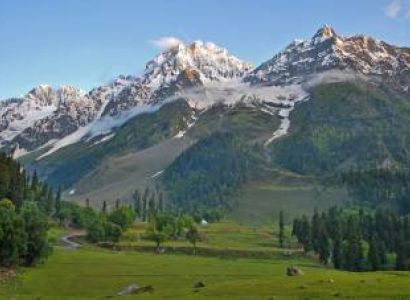 Enchanting Kashmir Escape